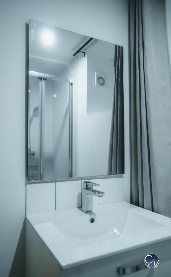 Appartement Neuf Et Moderne Dans Le Centre Ville บักนัวส์-ซัวร์-เซซ ภายนอก รูปภาพ